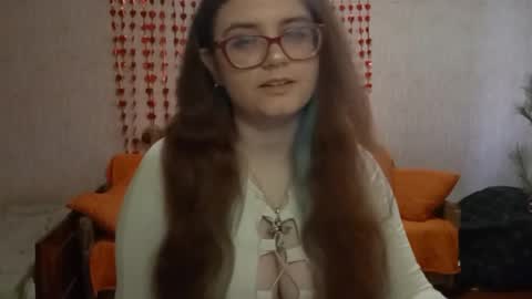 Snapshot of miyabe chatting on April 3, 2026, 7:28 am Milana online show from April 3, 2026, 7:28 am