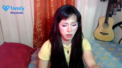 Miyakabebe online show from May 1, 2026, 4:22 pm
