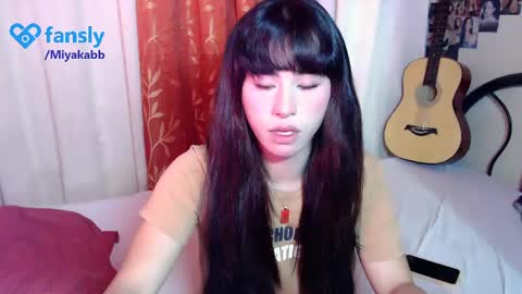 Miyakabebe online show from May 17, 2026, 7:17 am
