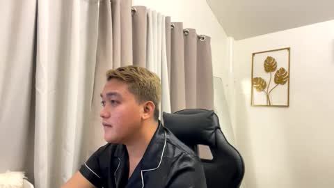 Snapshot of mj_xx7828 chatting on January 14, 2026, 2:23 pm Michole Jay online show from January 14, 2026, 2:23 pm