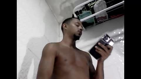 mlkmachodominador online show from March 7, 2025, 4:44 pm