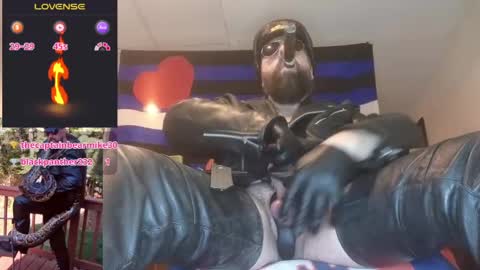 Snapshot of mmazsnake chatting on February 8, 2025, 12:28 am SMOKINsnakeEYEZ online show from February 8, 2025, 12:28 am