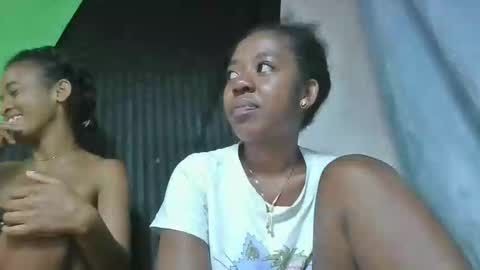 Snapshot of mmerela chatting on February 25, 2026, 6:45 am mmerela online show from February 25, 2026, 6:45 am