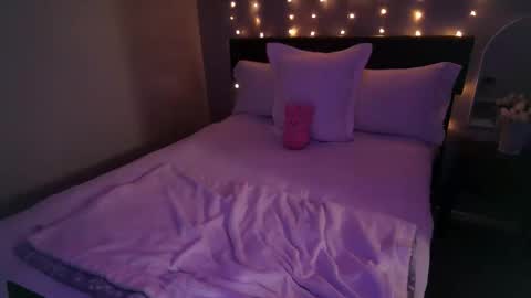 Angel online show from February 28, 2026, 11:17 pm