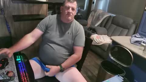 Snapshot of mmmthatsfunnn chatting on May 27, 2026, 10:18 pm mmmthatsfunnn online show from May 27, 2026, 10:18 pm