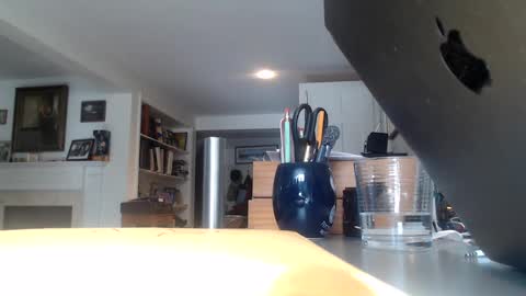 Snapshot of mmythmaker chatting on February 4, 2025, 4:18 pm mmythmaker online show from February 4, 2025, 4:18 pm