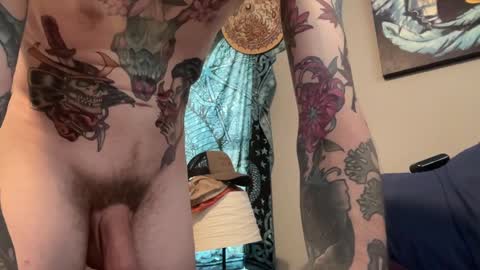 Snapshot of mntuila chatting on December 4, 2024, 5:55 pm MNTuiLa online show from December 4, 2024, 5:55 pm