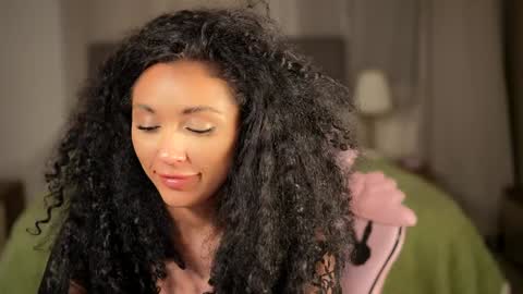 Snapshot of moan_4_you chatting on December 14, 2024, 12:55 am Ruxxx online show from December 14, 2024, 12:55 am