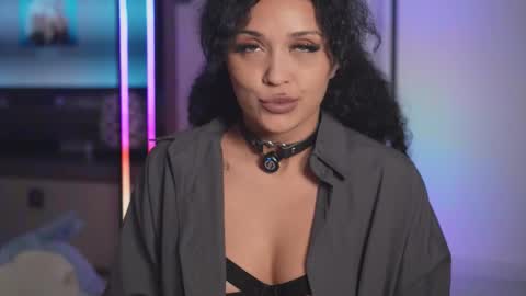 Snapshot of moan_4_you chatting on October 6, 2025, 10:02 am Ruxxx online show from October 6, 2025, 10:02 am