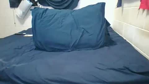 Moby online show from November 18, 2025, 6:51 am