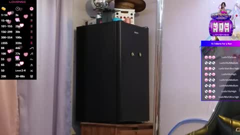 MOCHA   JAMES THE NPC  online show from November 16, 2025, 6:08 am