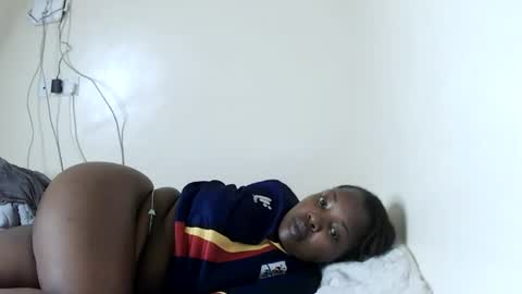 Snapshot of mochi_mochy chatting on June 28, 2026, 1:28 pm mochi online show from June 28, 2026, 1:28 pm