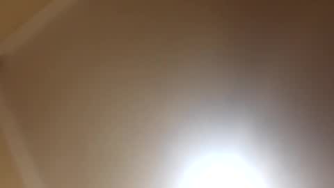 Snapshot of modelo_web18 chatting on December 17, 2024, 5:29 am camilo online show from December 17, 2024, 5:29 am