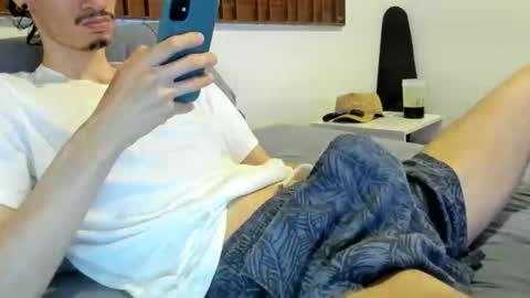 DigBreed online show from April 8, 2026, 3:50 am