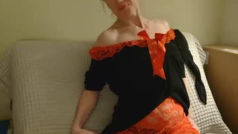 Aurora online show from February 11, 2026, 10:37 pm