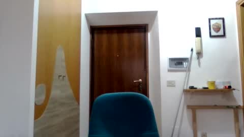 modesto1969 online show from November 19, 2025, 12:49 pm