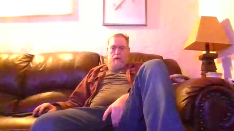 Snapshot of moeblick chatting on December 2, 2024, 1:03 am moeblick online show from December 2, 2024, 1:03 am