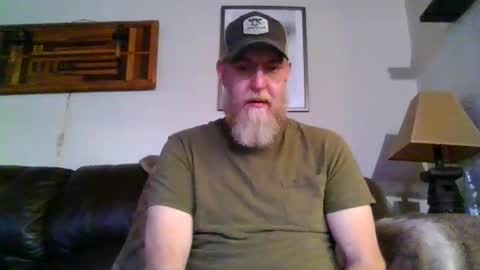 Snapshot of moeblick chatting on December 18, 2024, 5:21 pm moeblick online show from December 18, 2024, 5:21 pm