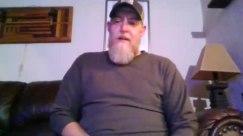 Snapshot of moeblick chatting on December 31, 2024, 1:04 am moeblick online show from December 31, 2024, 1:04 am