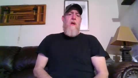 Snapshot of moeblick chatting on February 2, 2025, 2:24 pm moeblick online show from February 2, 2025, 2:24 pm