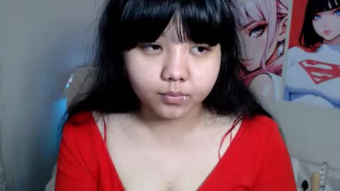 Molly online show from February 2, 2025, 3:21 am