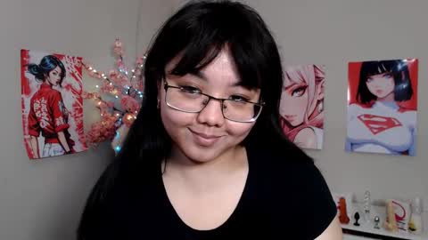 Molly online show from December 2, 2025, 5:35 am