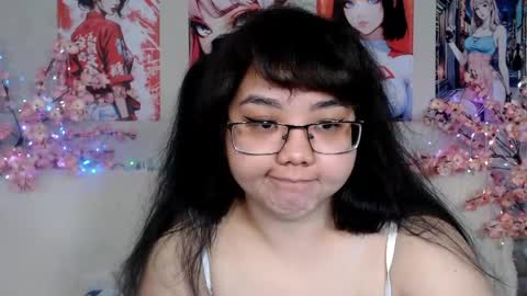 Molly online show from May 31, 2026, 3:15 am