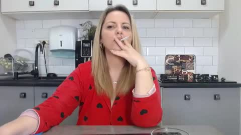 erika online show from January 28, 2025, 10:02 am