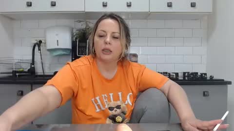 erika online show from February 3, 2025, 12:57 pm