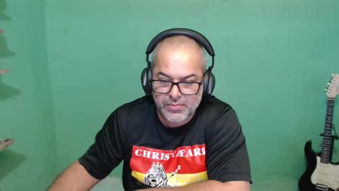 Snapshot of mokkaccmm chatting on December 17, 2024, 3:50 am Mokkaf online show from December 17, 2024, 3:50 am