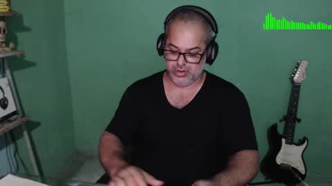 Snapshot of mokkaccmm chatting on December 29, 2024, 11:18 pm Mokkaf online show from December 29, 2024, 11:18 pm