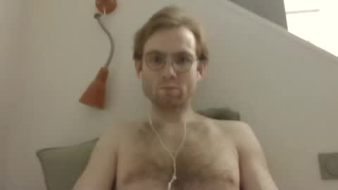 molliter online show from February 7, 2025, 12:42 am