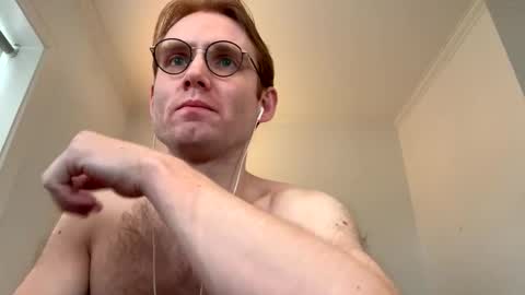 molliter online show from October 8, 2025, 4:04 pm