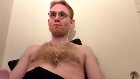 molliter online show from October 27, 2025, 12:26 am