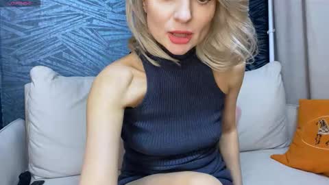 Molly online show from February 14, 2026, 1:41 pm