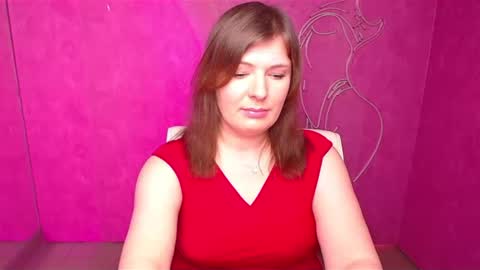 Molly online show from March 5, 2025, 7:06 pm