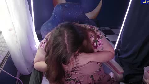 molly_moons online show from October 1, 2025, 3:07 pm