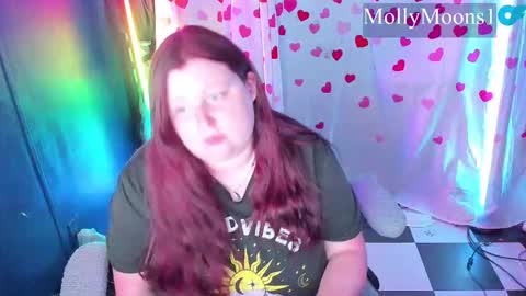 Snapshot of molly_moons chatting on May 13, 2026, 12:19 am molly_moons online show from May 13, 2026, 12:19 am