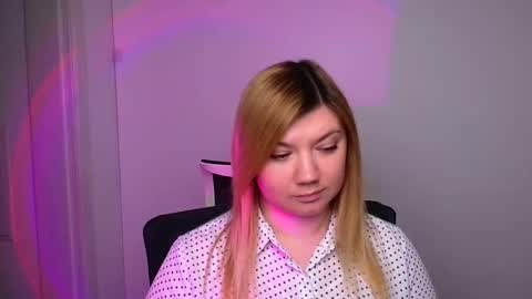 Molly online show from January 27, 2025, 12:26 pm