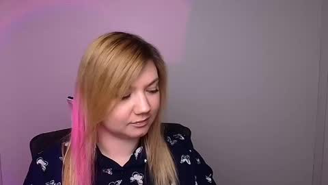 Molly online show from January 31, 2025, 12:29 pm