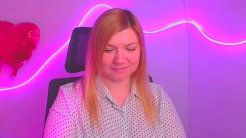 Molly online show from March 10, 2025, 12:15 pm