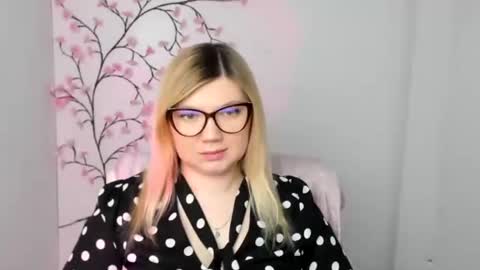 Molly online show from January 9, 2026, 12:52 pm