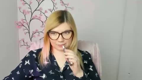 Molly online show from February 24, 2026, 12:36 pm