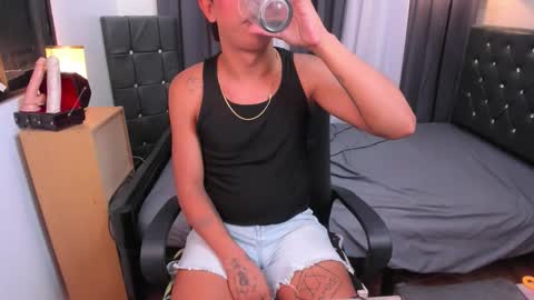 Snapshot of molly_snow11 chatting on March 3, 2026, 8:09 am molly online show from March 3, 2026, 8:09 am