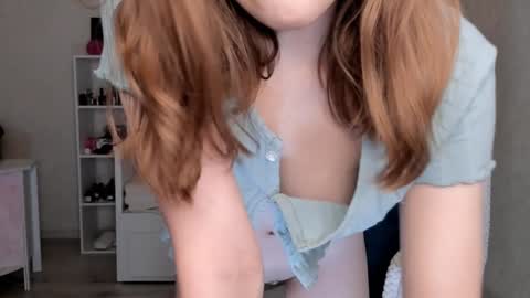 Molly online show from February 7, 2025, 3:12 am