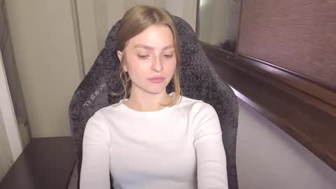 Taisha online show from December 21, 2025, 7:32 pm