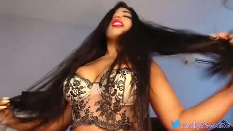 Molly  online show from September 9, 2025, 7:46 pm