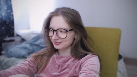 mollytucker online show from February 8, 2025, 9:24 am