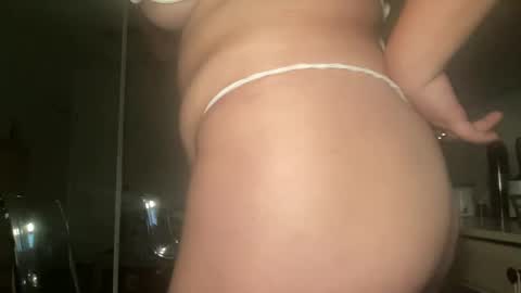 Snapshot of mommygoddess03 chatting on September 22, 2025, 3:08 am mommygoddess03 online show from September 22, 2025, 3:08 am