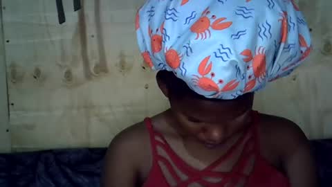 Snapshot of momsdoll chatting on June 29, 2026, 5:46 am momsdoll online show from June 29, 2026, 5:46 am